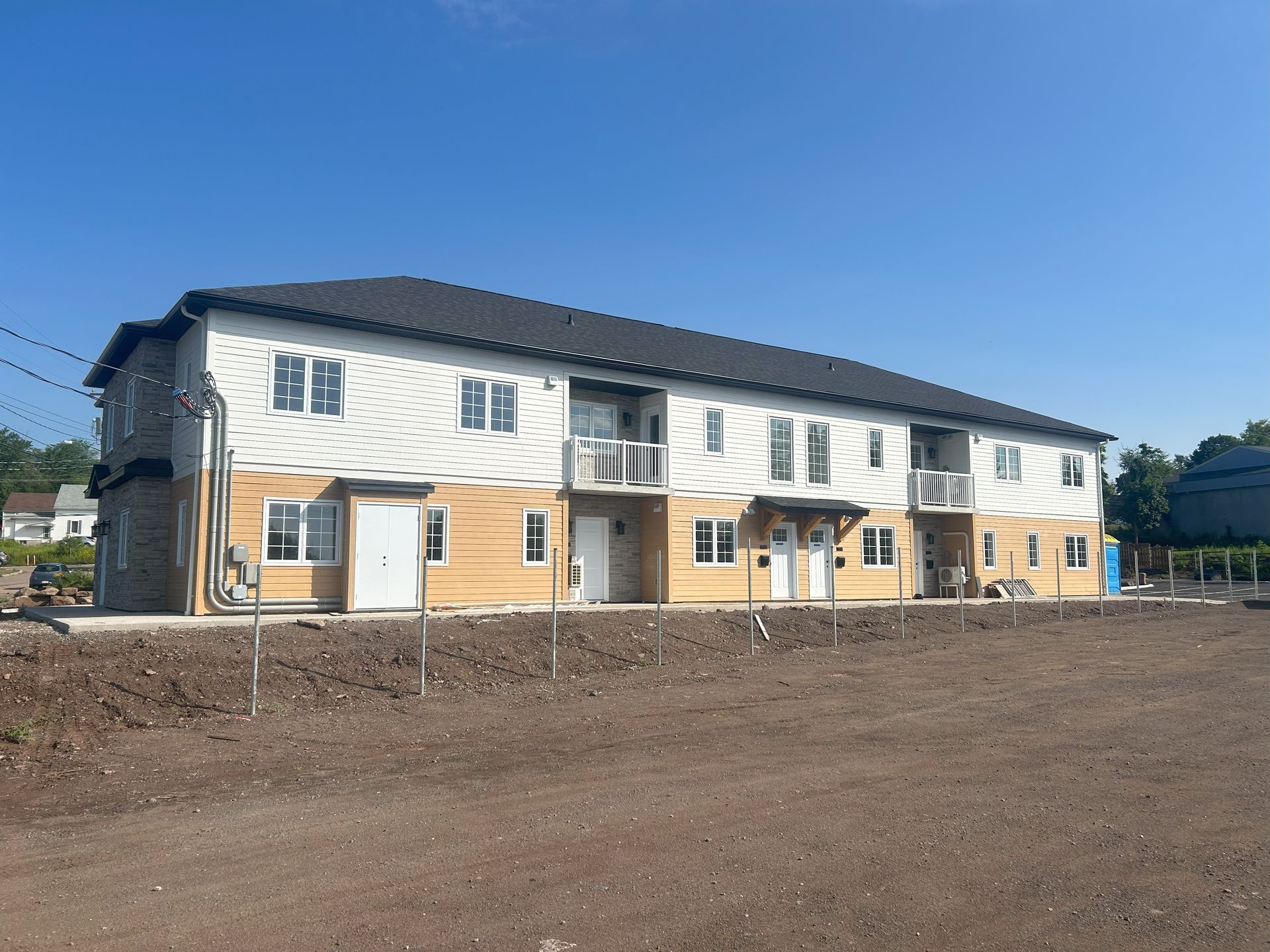 complete multifamily building, framing and siding