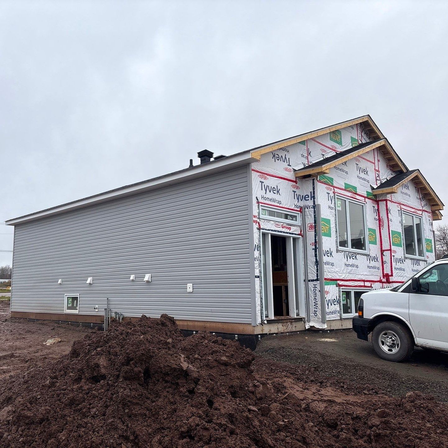 siding installation work for duplex