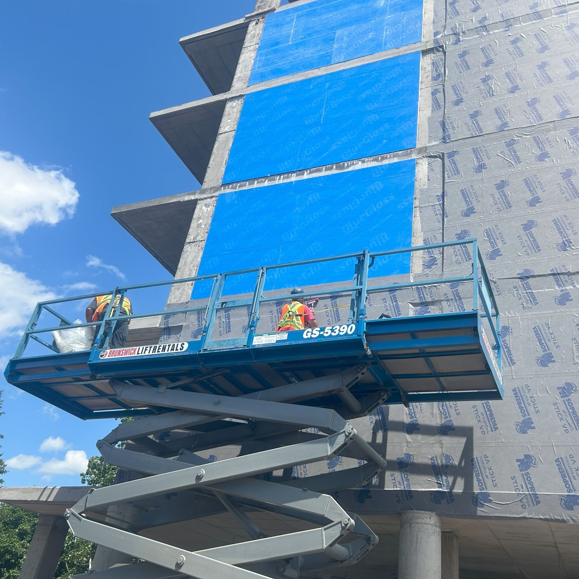 Siding installation in champlain building