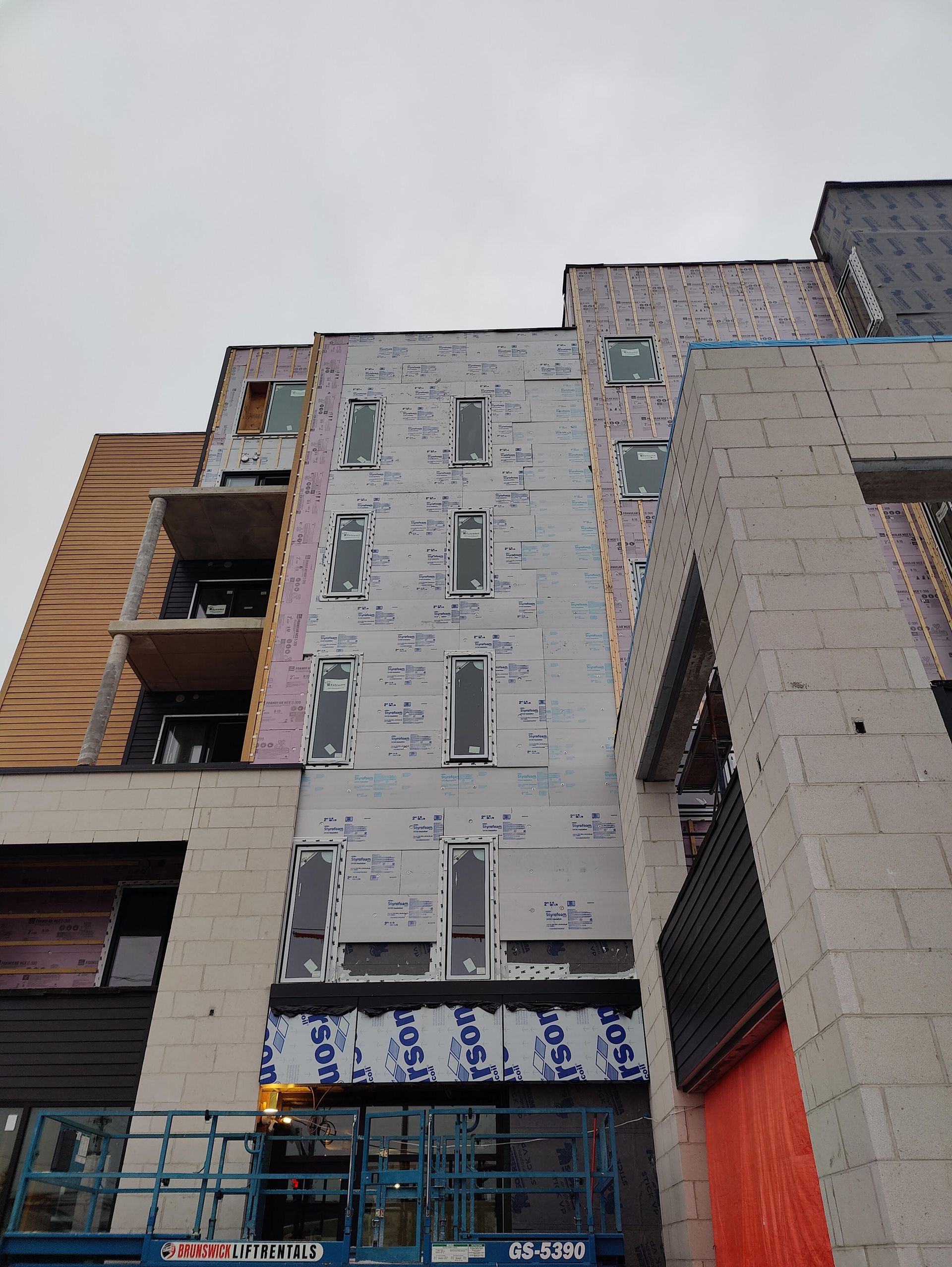Siding installation in champlain building