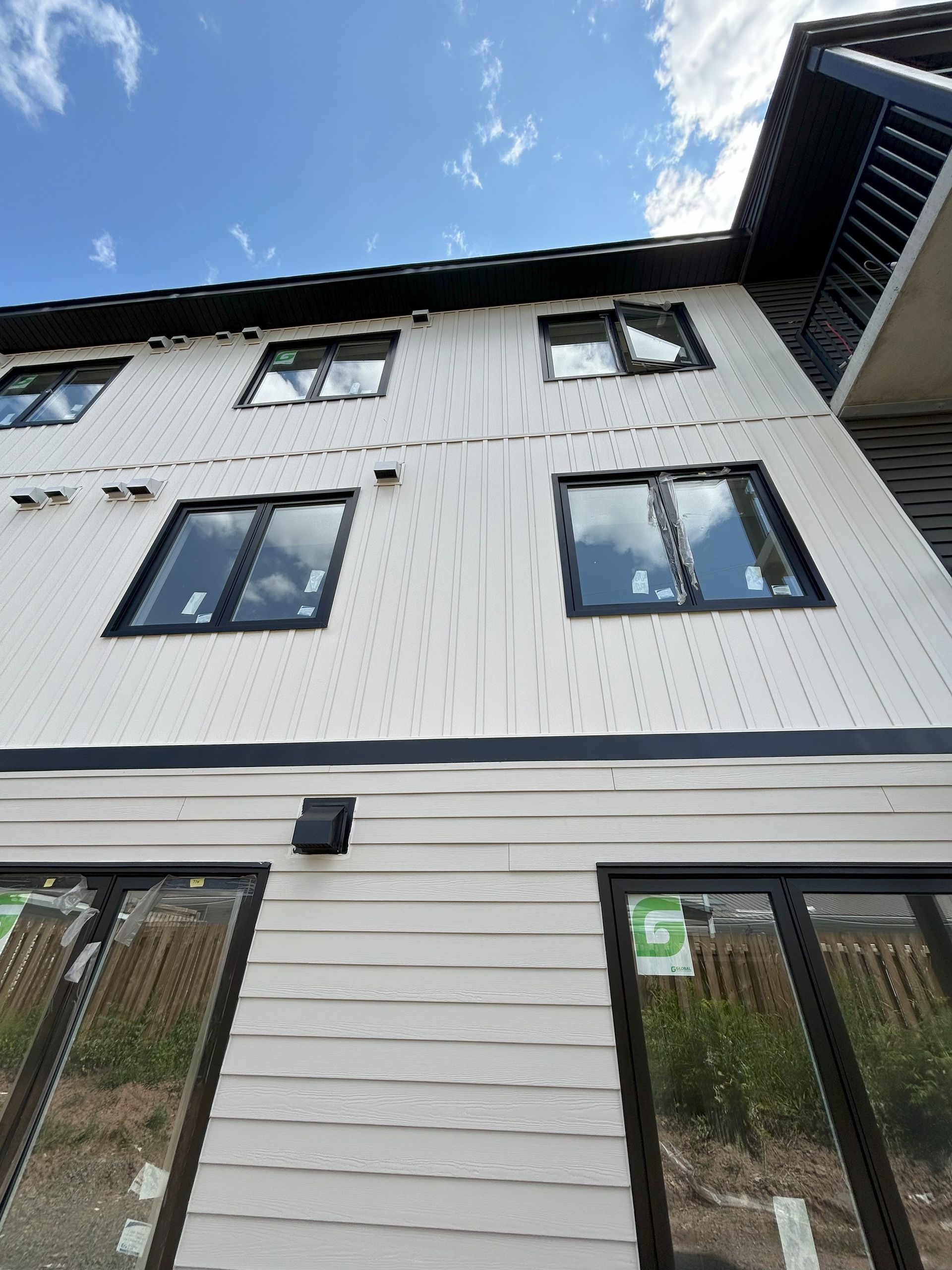 siding a multifamily building