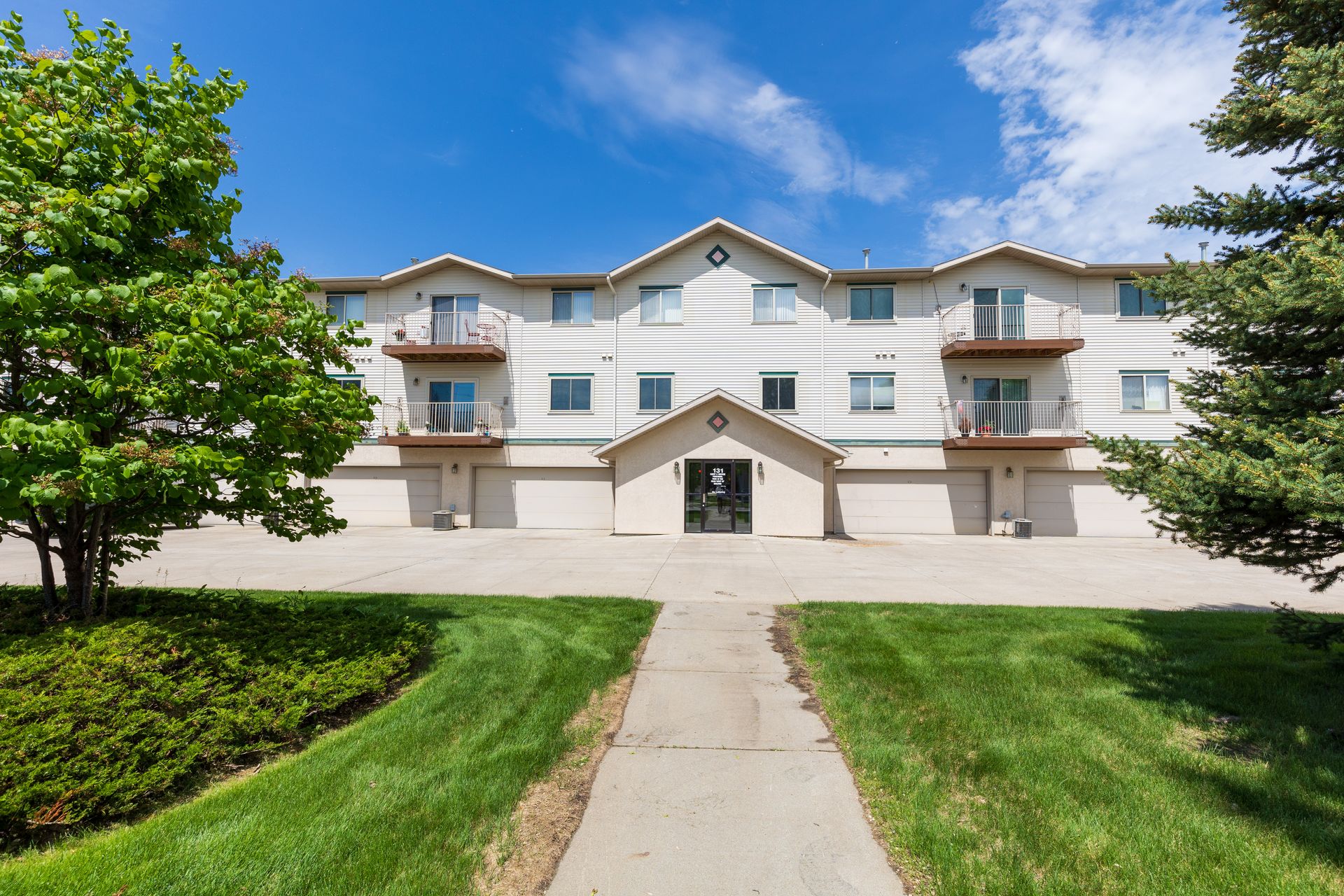 Bismarck ND Homes for Sale & Real Estate Oaktree Realtors