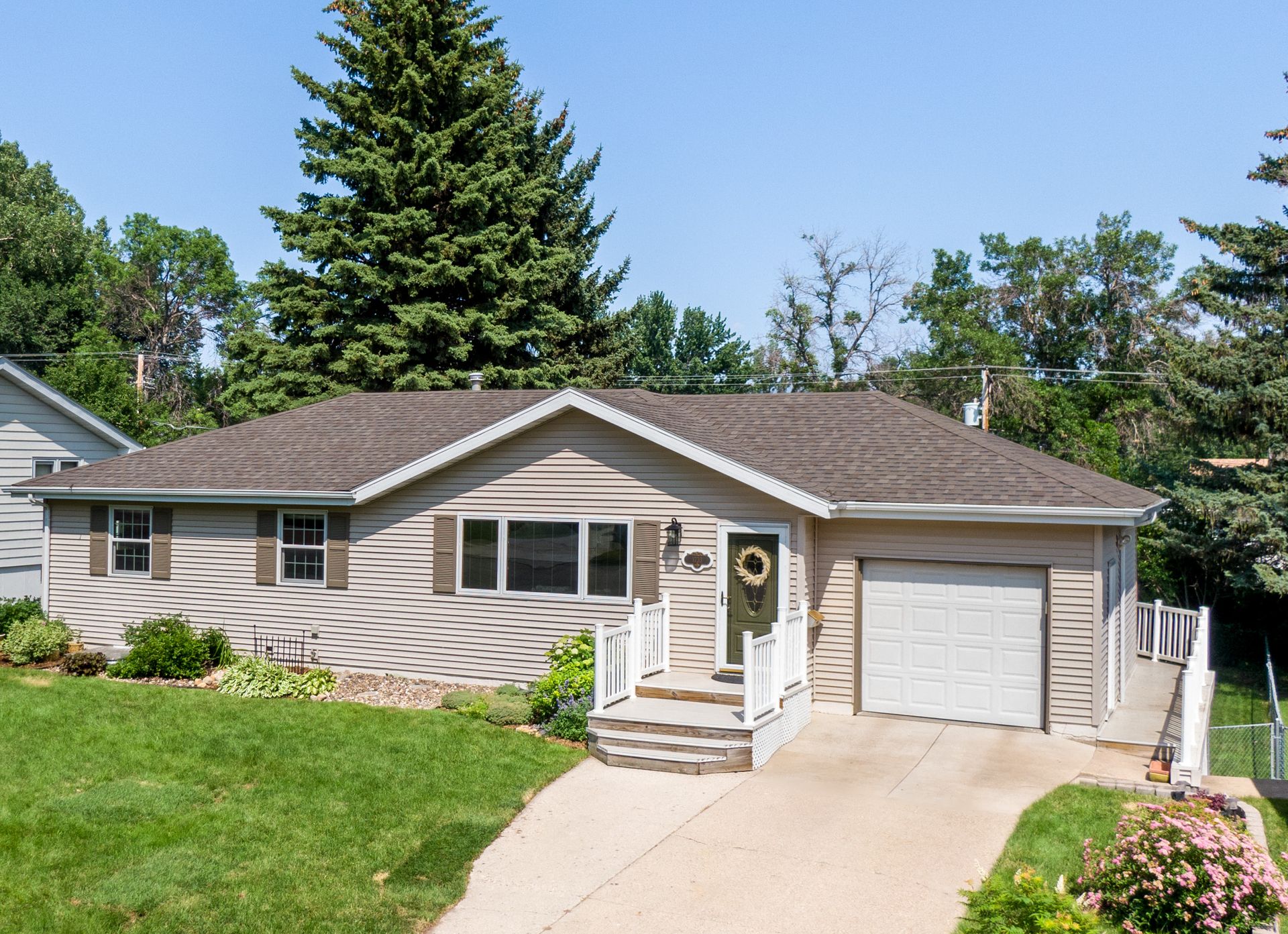 Bismarck ND Homes for Sale & Real Estate Oaktree Realtors