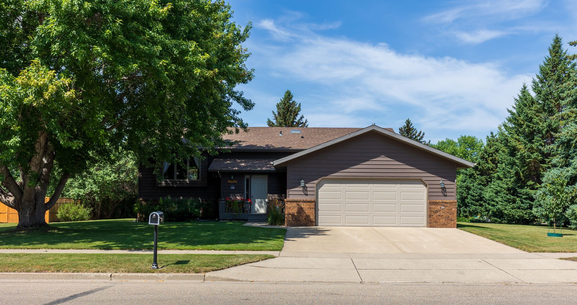 Bismarck ND Homes for Sale & Real Estate Oaktree Realtors