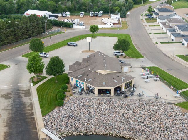 <p class="rteBlock">4007 South Bay Dr SE Mandan, ND 58554</p>