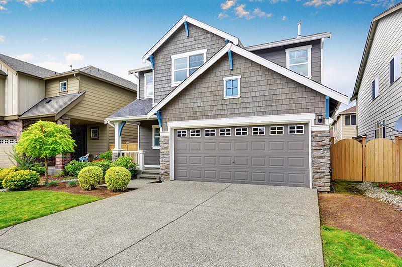 nice home with curb appeal