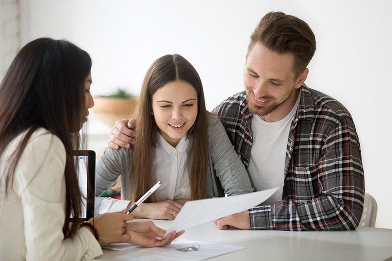 talking about needs with realtor