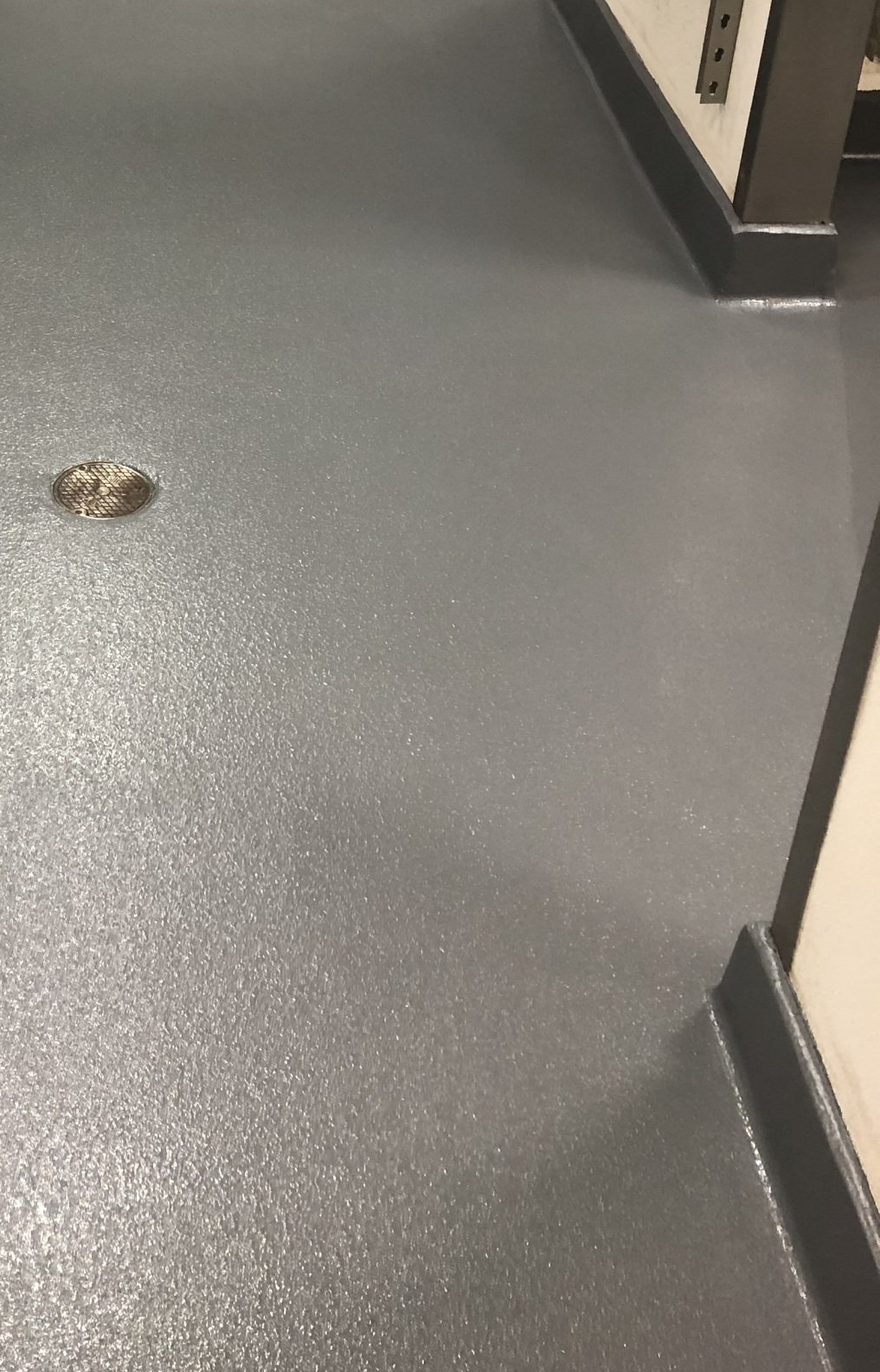 G&G Resinous Flooring installs safe & clean flooring to protect patients & hospital staff during treatment