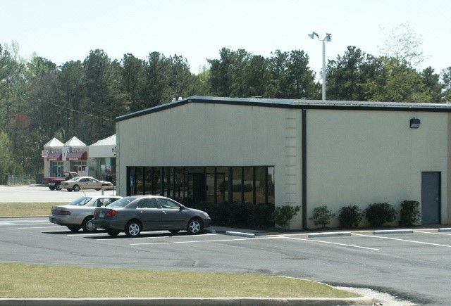 693 Hwy 20 side view