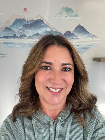 tina ramos master stylist and barber