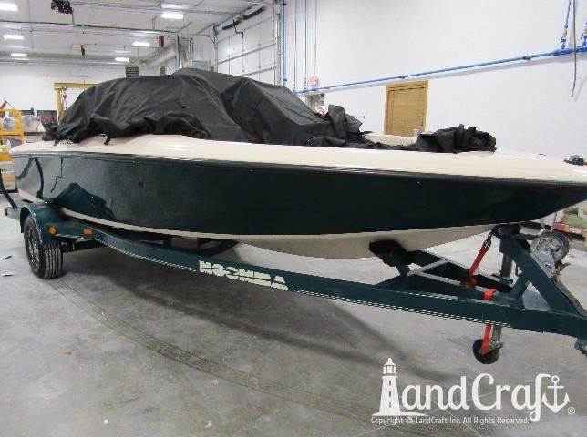 Moomba wakeboard boat with refurbished and glossy gelcoat finish