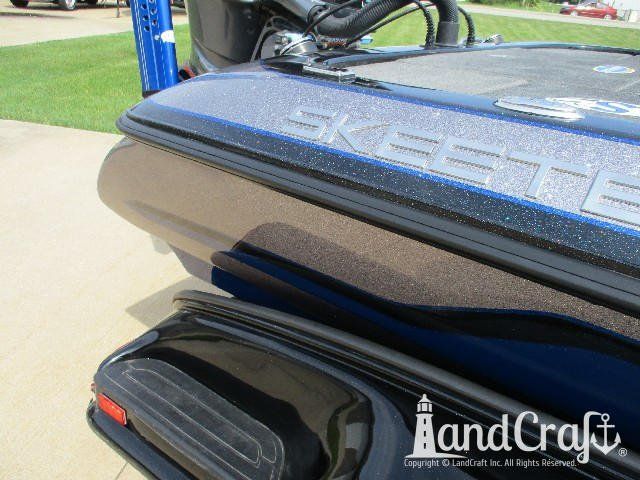 Skeeter boat that has has fiberglass and metalflake gelcoat repaired