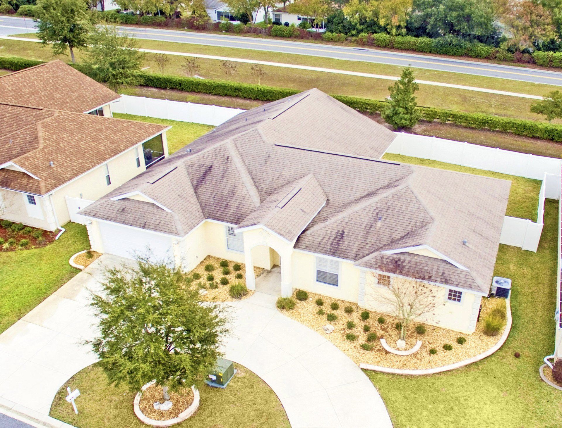 12439 NE 52nd Loop, Oxford, FL 34484