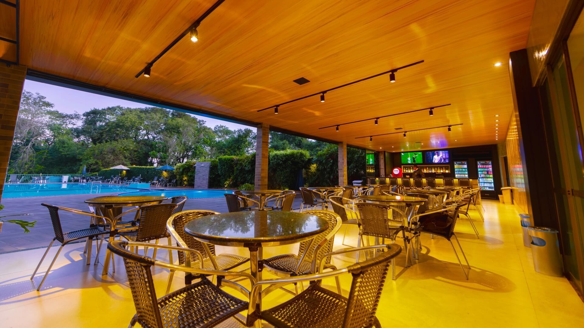 Bar e restaurante Falls Galli Hotel