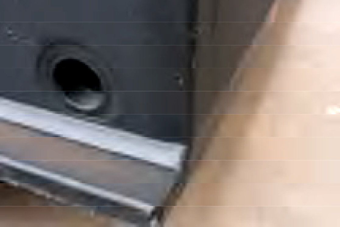 Mounting tabs for skid tank