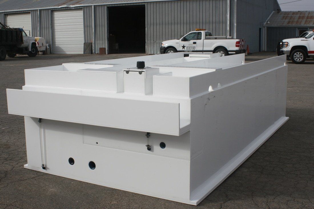 poly tank made by Plas-Mac, Inc.