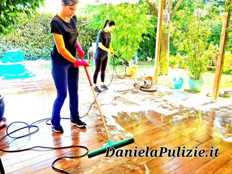 Pulizia approfondita di ambienti, superfici e spazi della casa