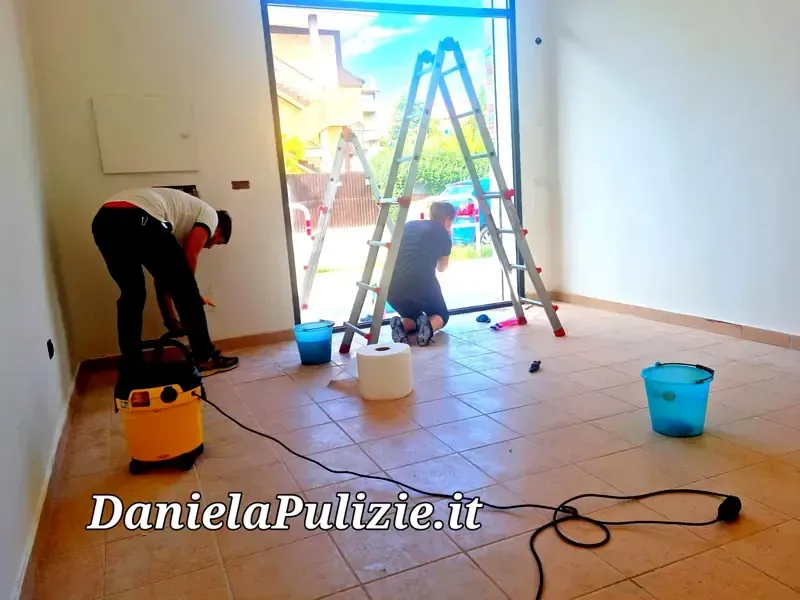 Pulizia approfondita di ambienti, superfici e spazi della casa