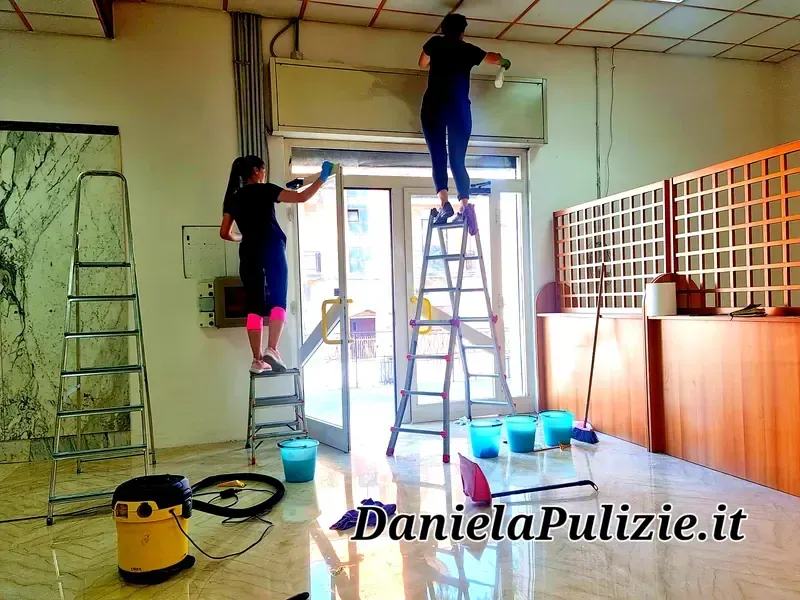 Pulizia approfondita di ambienti, superfici e spazi della casa