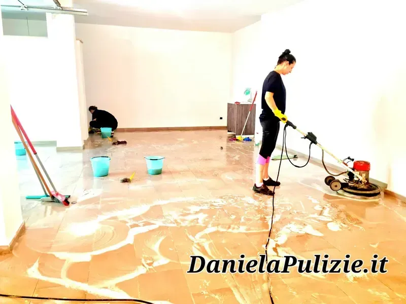 Pulizia approfondita di ambienti, superfici e spazi della casa