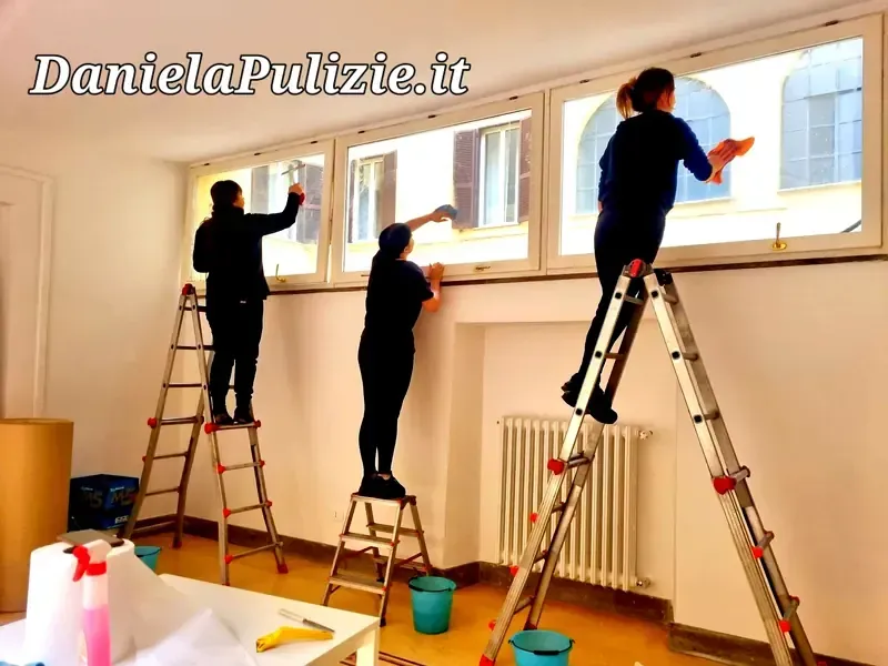 Pulizia approfondita di ambienti, superfici e spazi della casa