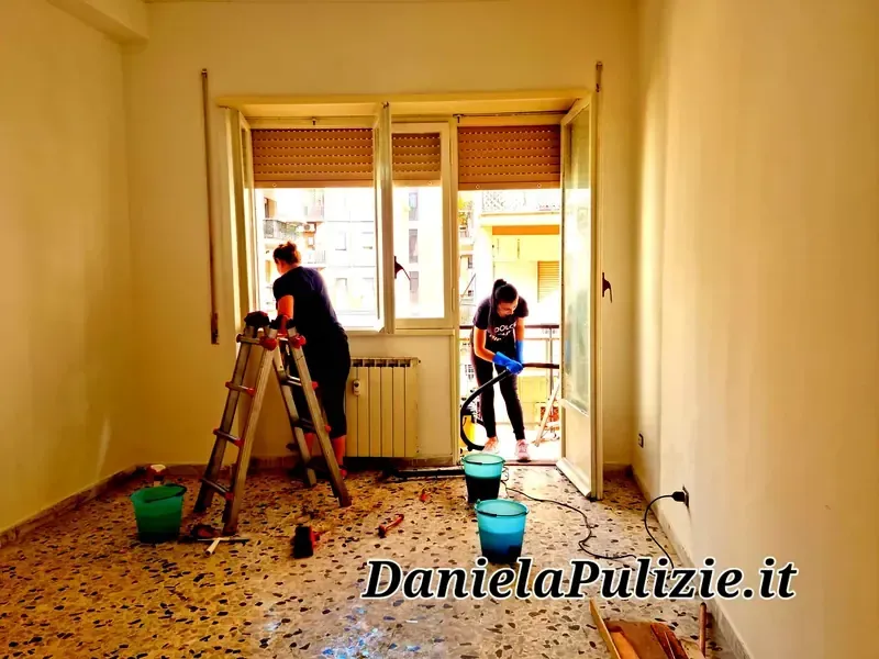 Pulizia approfondita di ambienti, superfici e spazi della casa