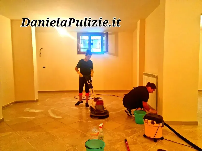 Pulizia approfondita di ambienti, superfici e spazi della casa