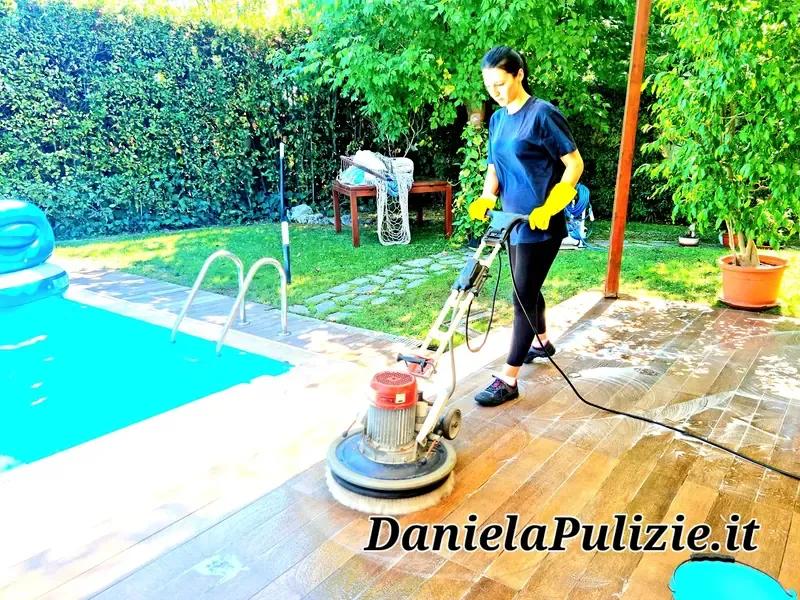 Pulizia approfondita di ambienti, superfici e spazi della casa