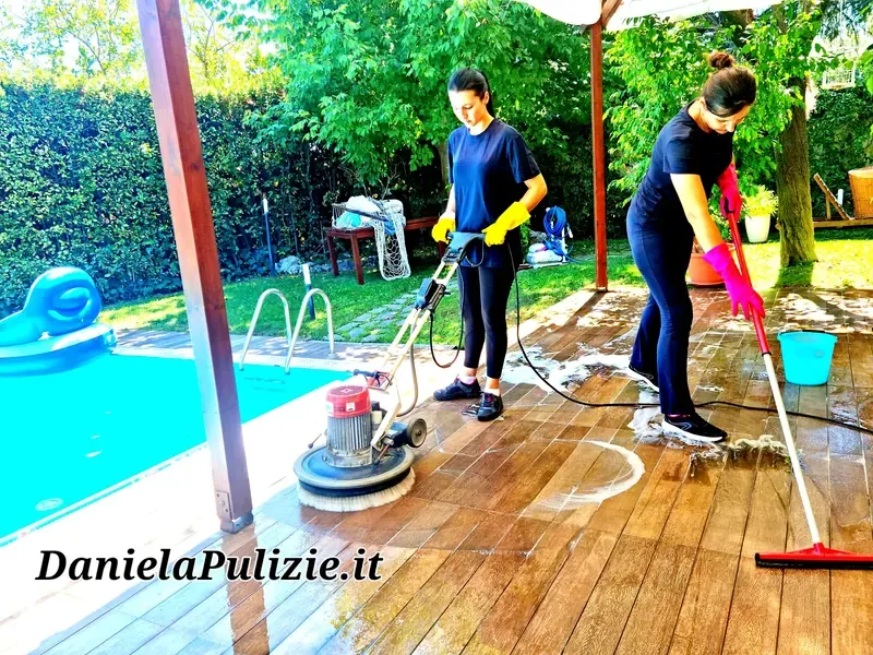 Pulizia approfondita di ambienti, superfici e spazi della casa