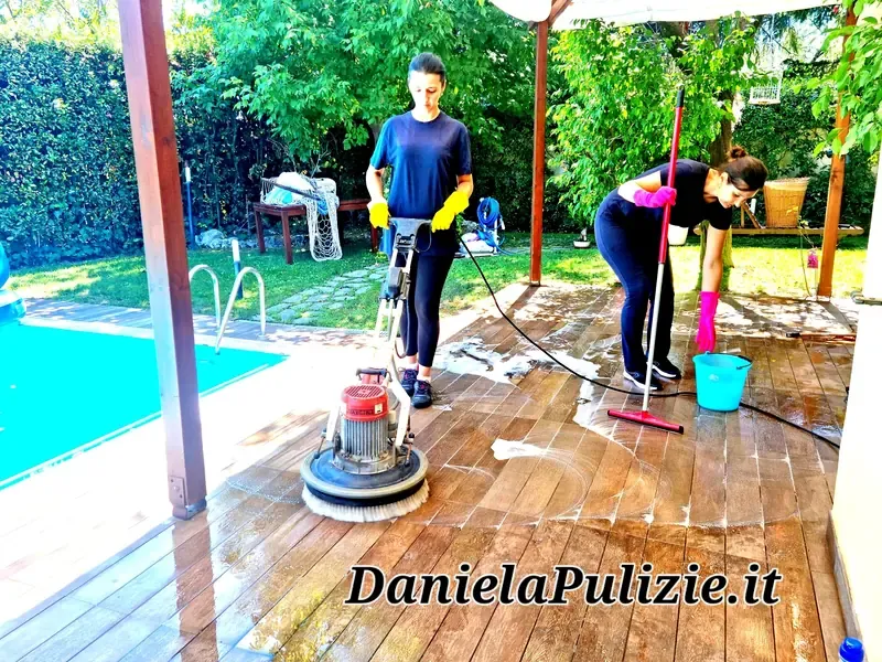 Pulizia approfondita di ambienti, superfici e spazi della casa