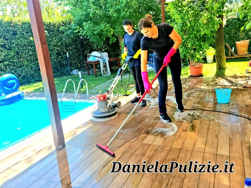 Pulizia approfondita di ambienti, superfici e spazi della casa