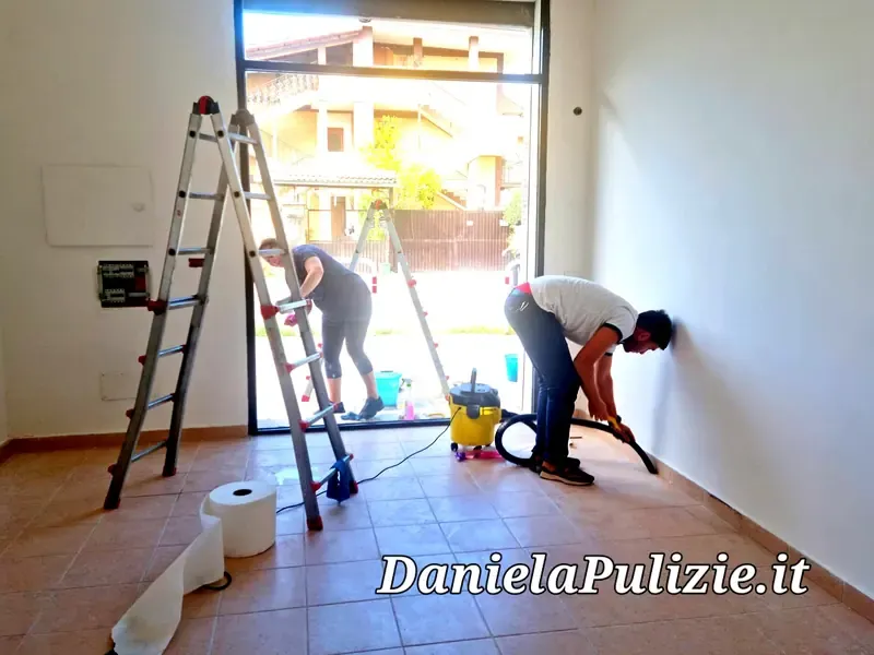 Pulizia approfondita di ambienti, superfici e spazi della casa