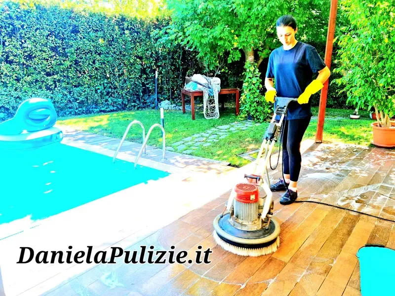 Pulizia approfondita di ambienti, superfici e spazi della casa