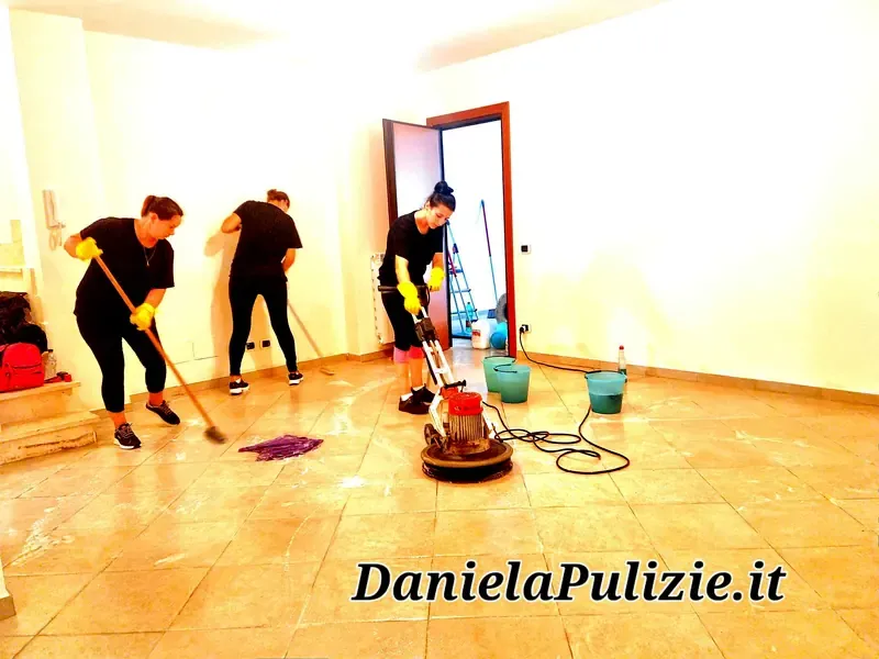 Pulizia approfondita di ambienti, superfici e spazi della casa
