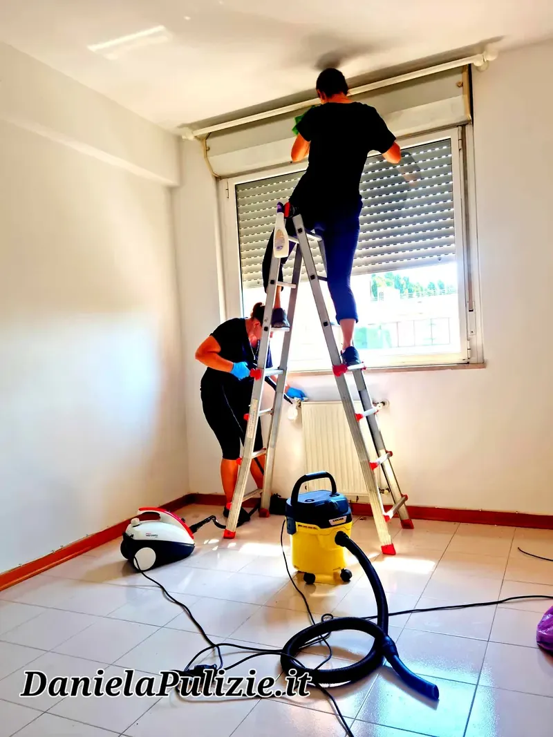 Pulizia approfondita di ambienti, superfici e spazi della casa