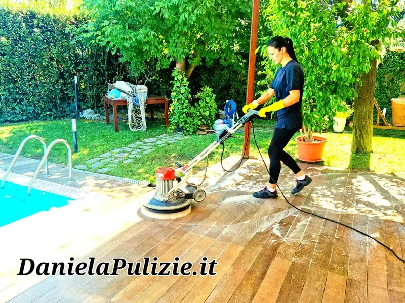 Pulizia approfondita di ambienti, superfici e spazi della casa