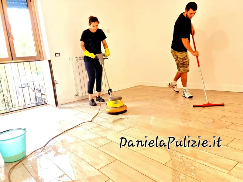 Pulizia approfondita di ambienti, superfici e spazi della casa