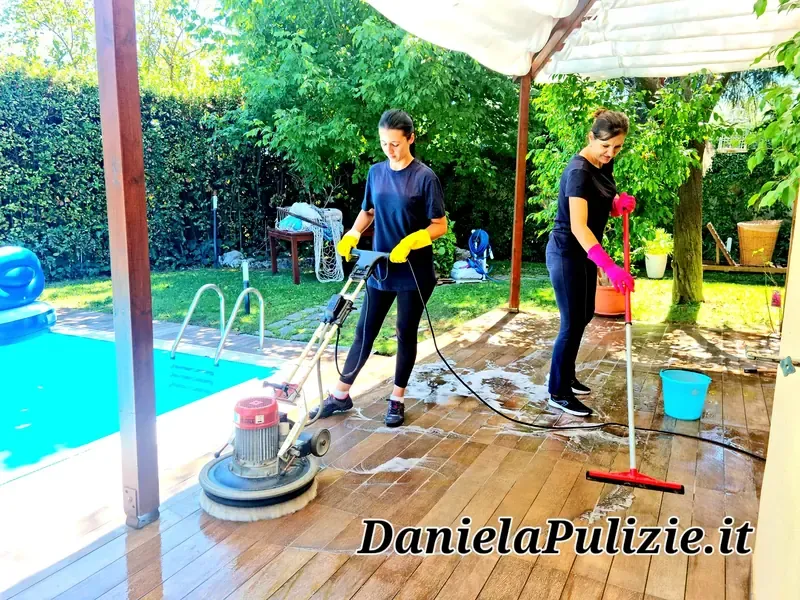 Pulizia approfondita di ambienti, superfici e spazi della casa