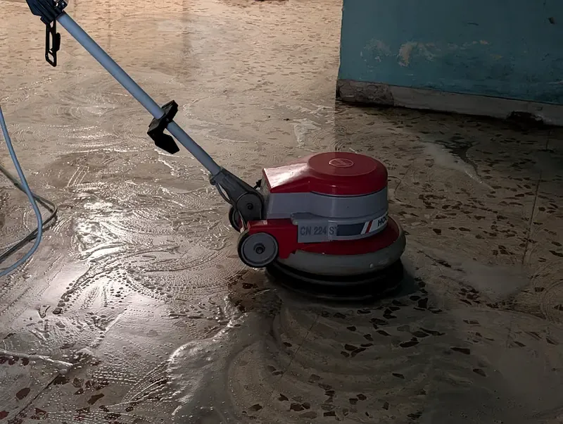 Pulizia approfondita di ambienti, superfici e spazi della casa