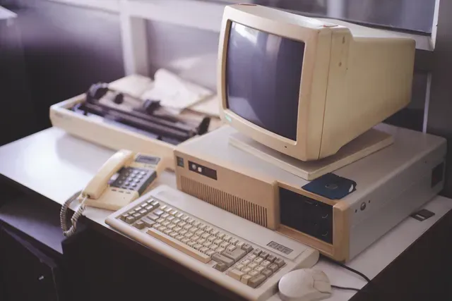 alter Computer