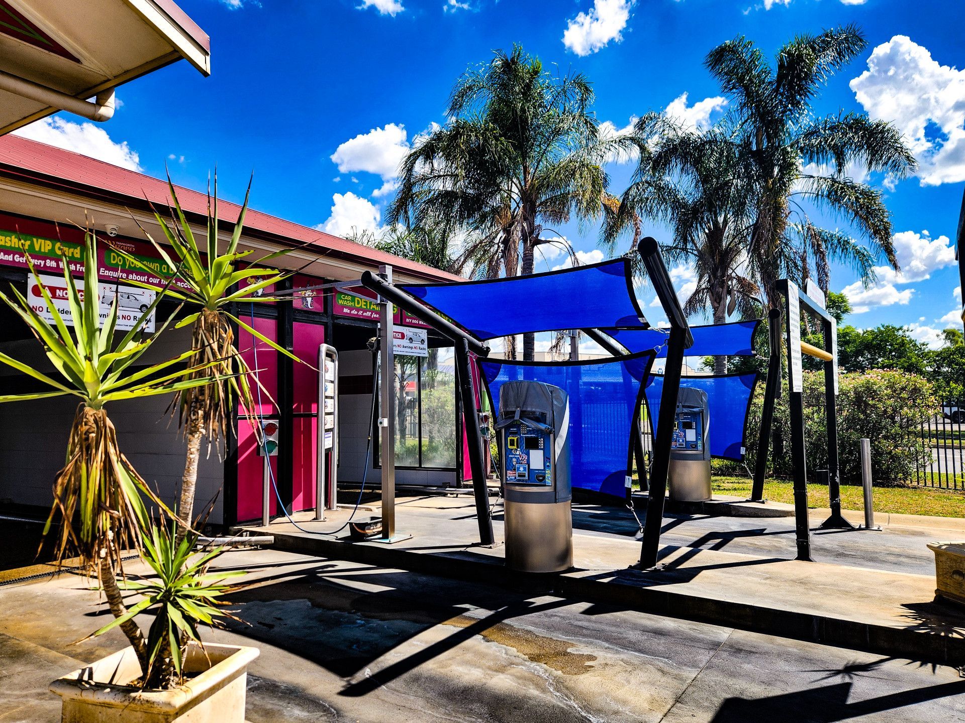 A Group of Shade Sails Are Sitting on Top of A Lush Green Field — New England Shade Sails in North Tamworth, NSW