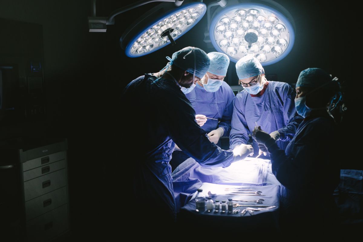 Cirurgia para artrose no quadril: entenda o procedimento