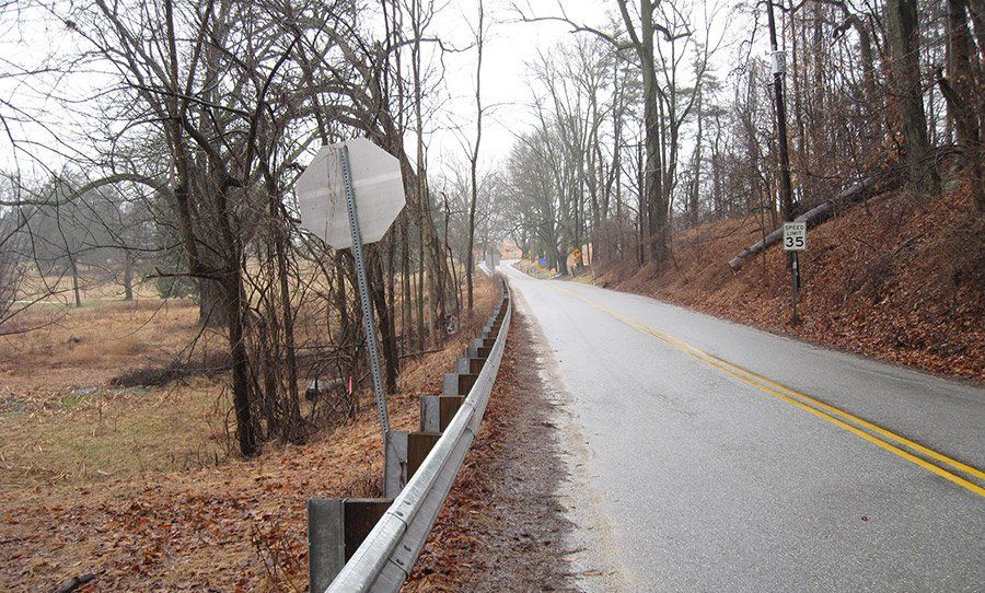 Establish Safe & Non-Impacting Trail Head for Yellow Springs Trail