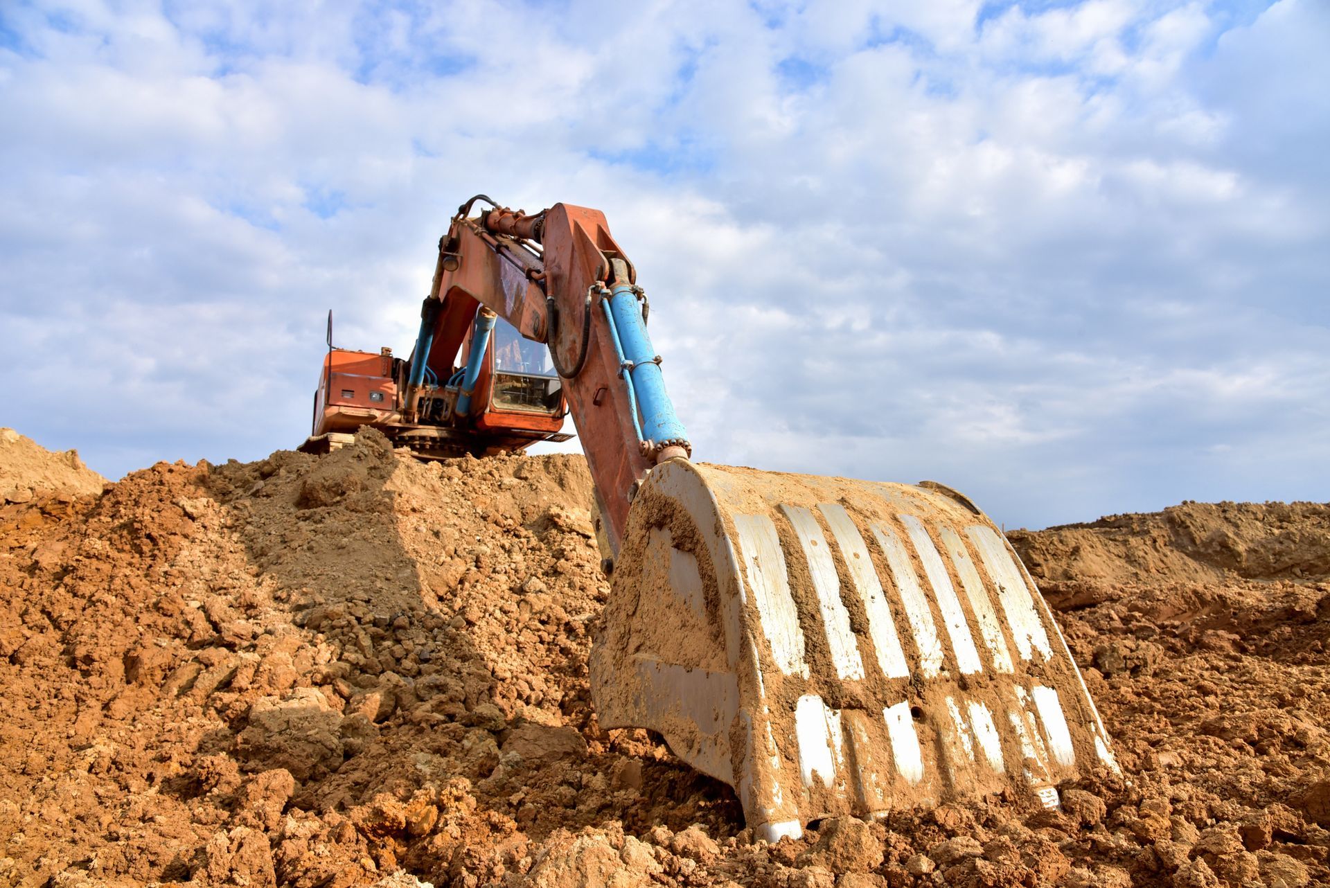 Construction Machinery — Muncy, PA — Muncy Hardwood Inc.