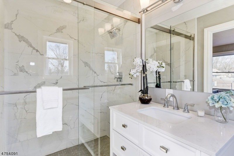 Bathroom Remodeling in Franklin Lakes, NJ