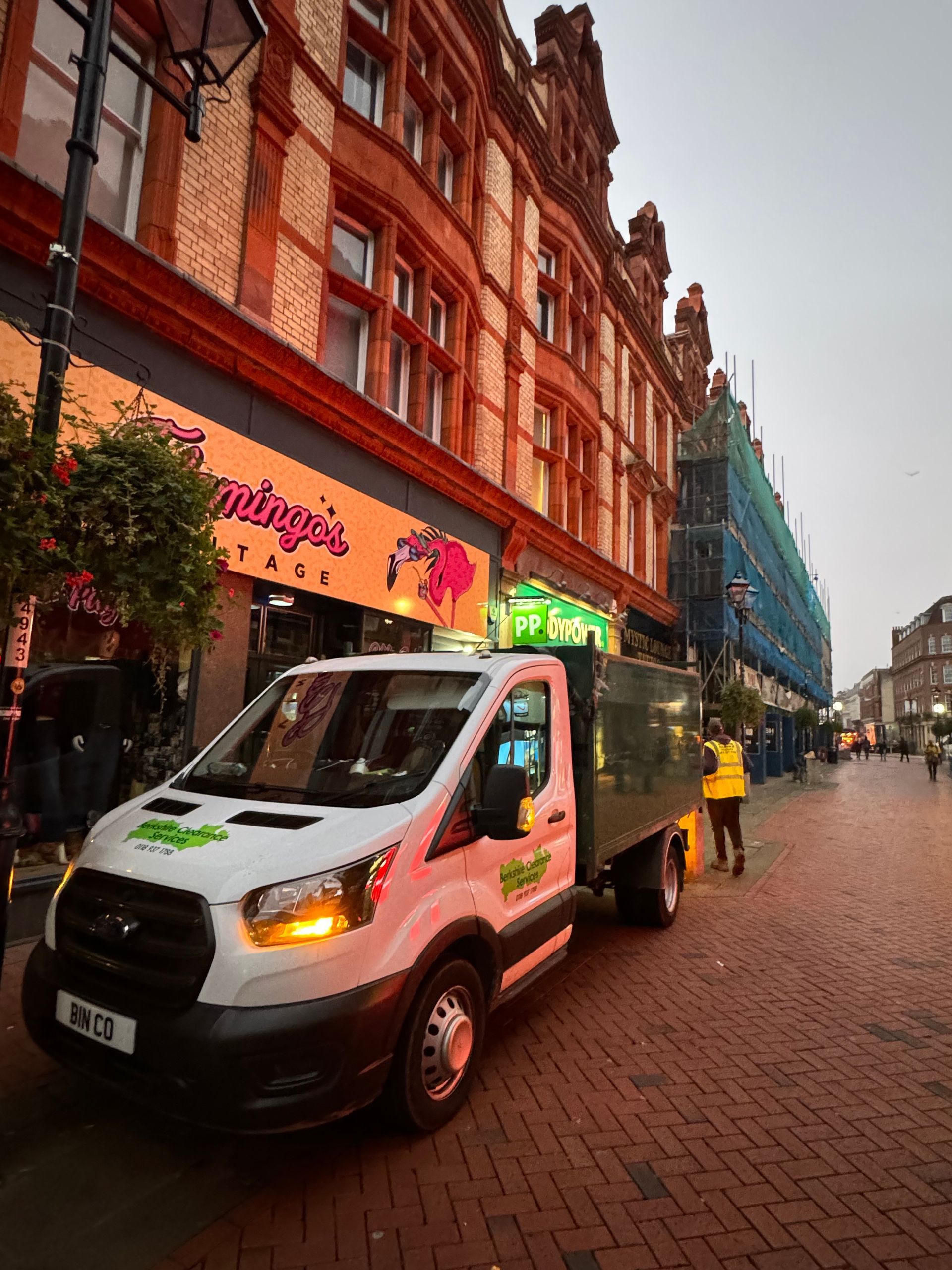 Berkshire Clearance Services Wait and Load collection in Reading town centre