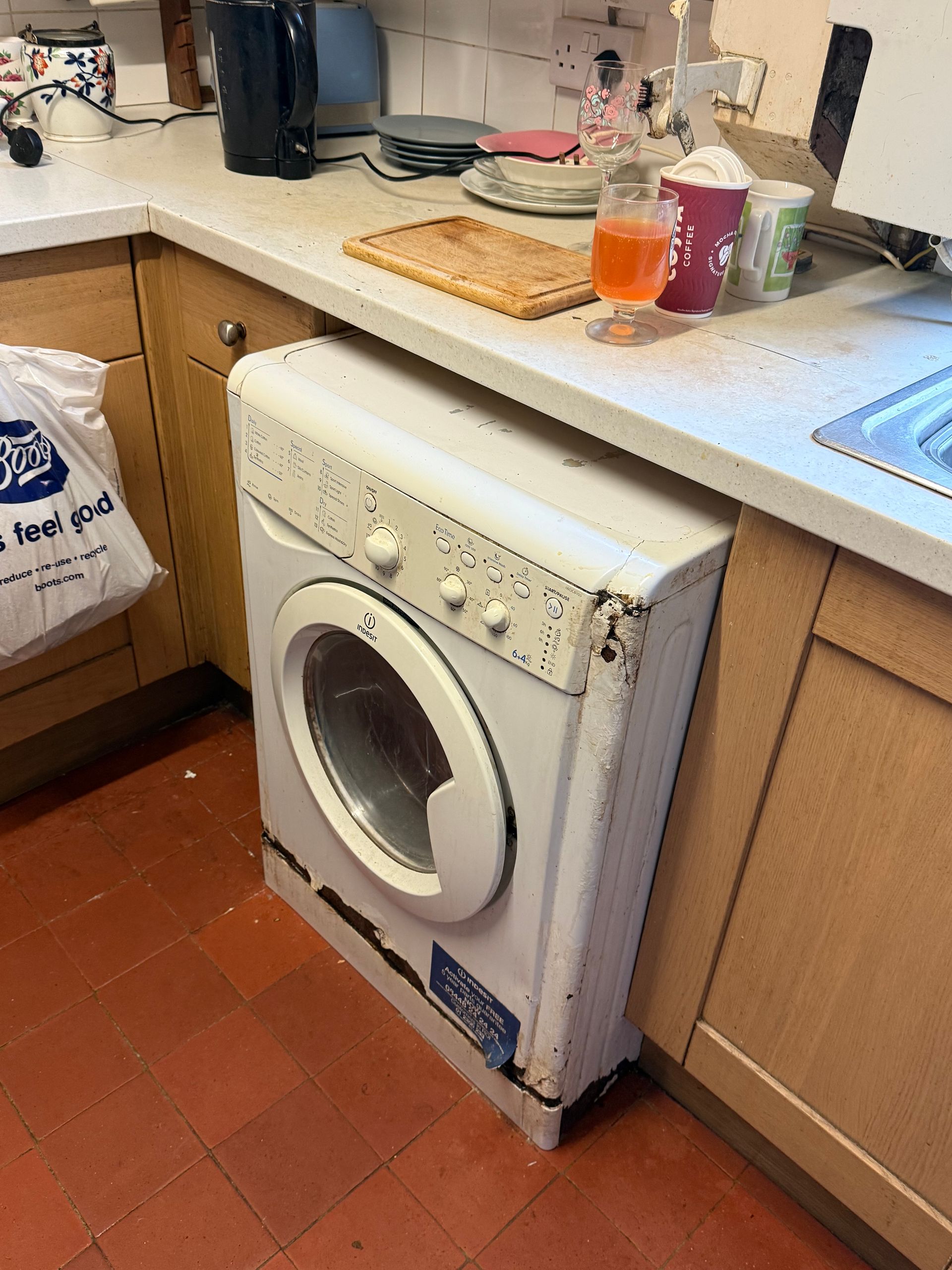 Old washing machine collection and disposal in Berkshire