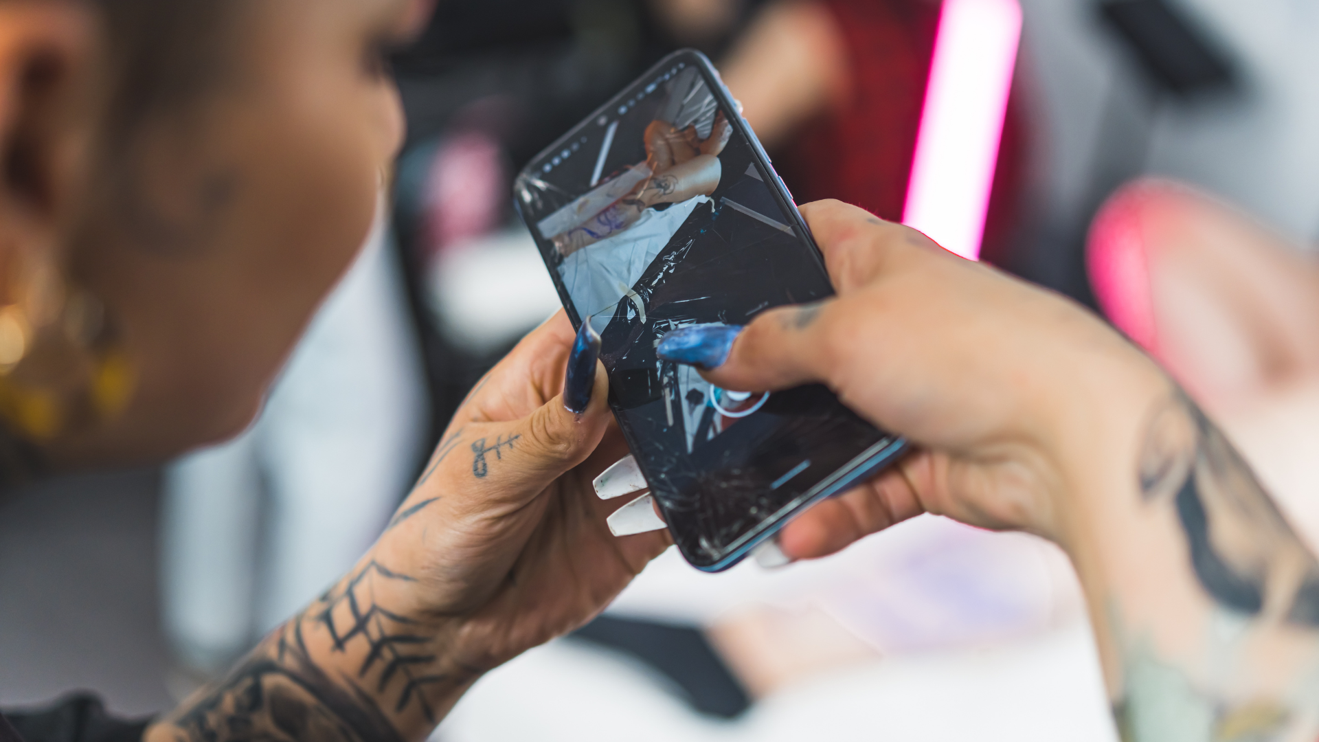 What social media platforms are best for tattoo artists?