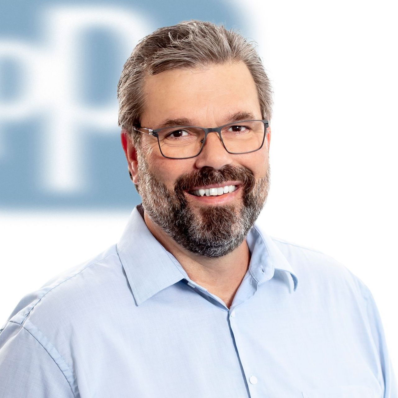 Roger Hengst Roger Hengst
