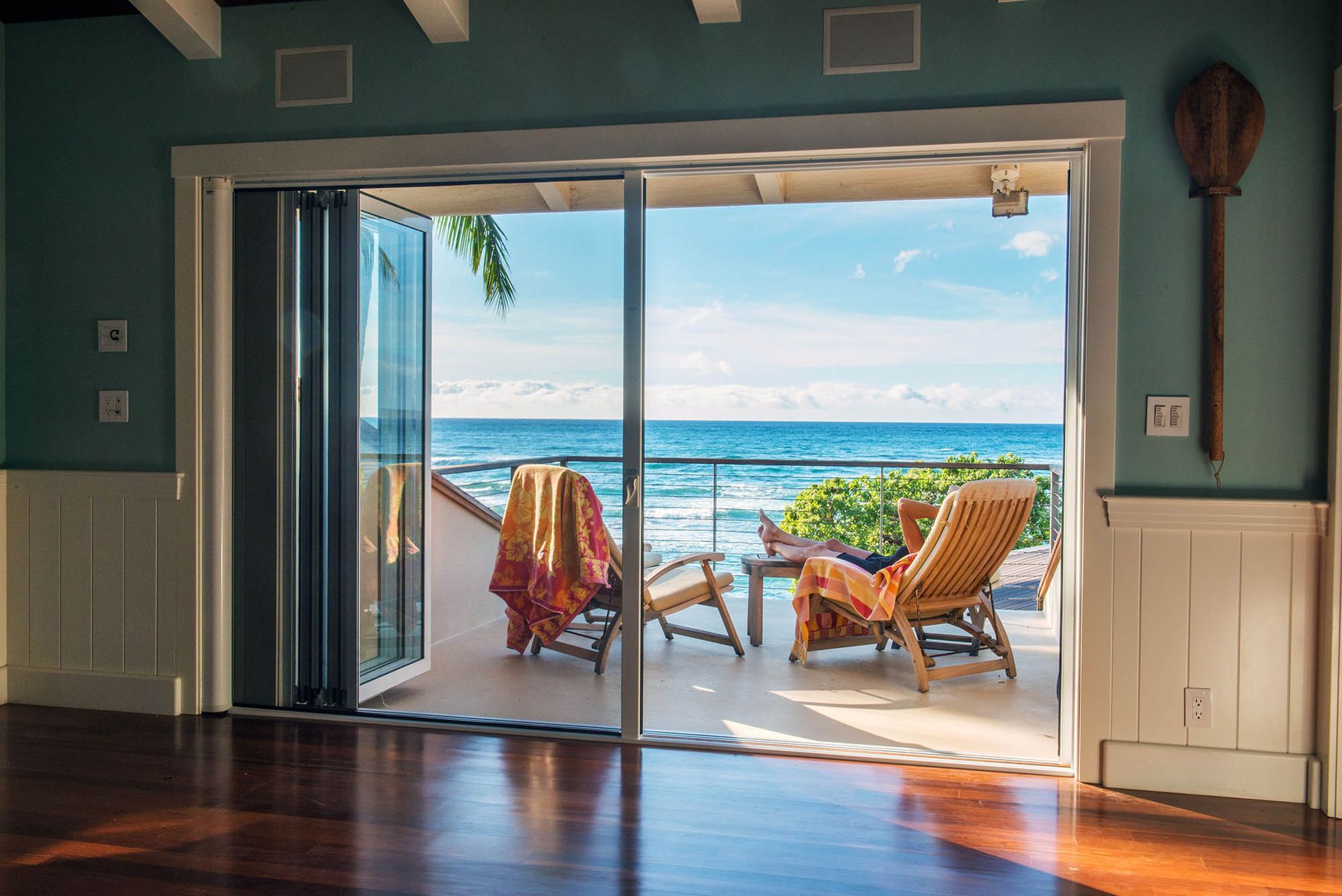 Sliding screen doors on Vancouver Island
